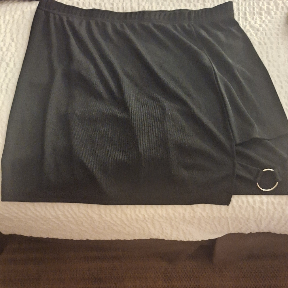 SHEIN CURVE black mini skirt 3xL